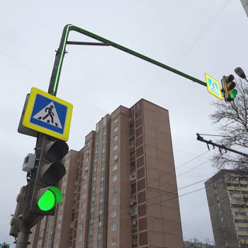 Опоры для дорожных знаков и светофоров